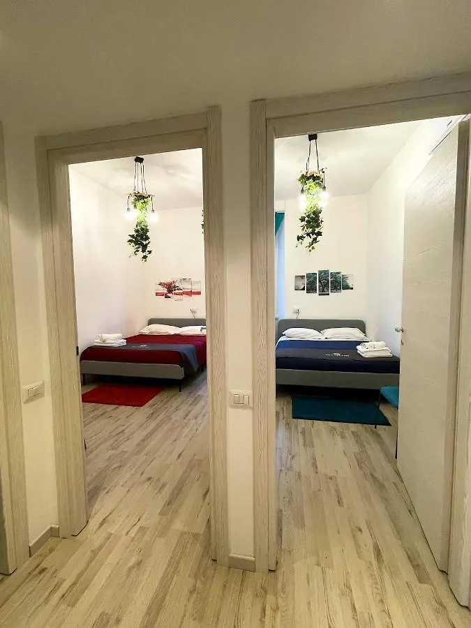 Dea Dreams APARTMENT Lodi Wi-Fi Metro a 2 passi Milano